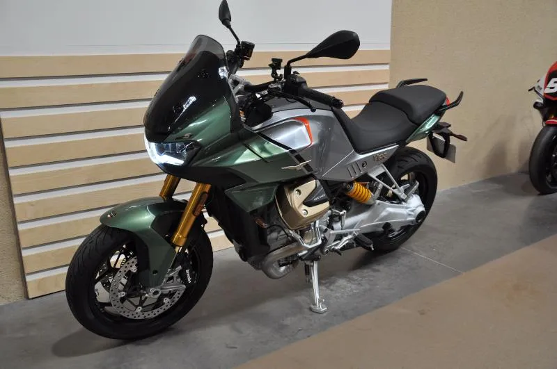 V 100 MANDELLO S