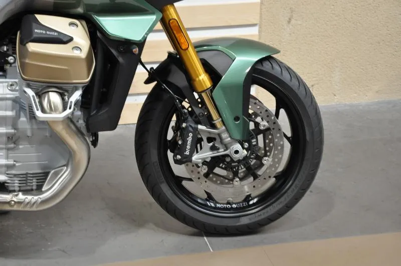 V 100 MANDELLO S