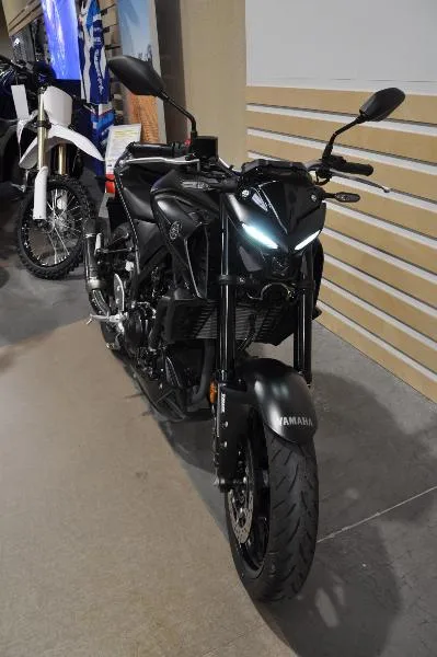 MT03