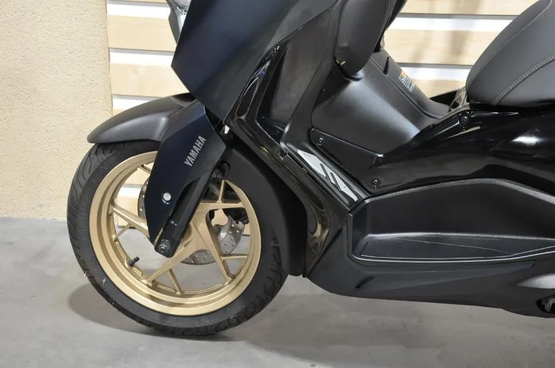 XMAX 300 Tech Max