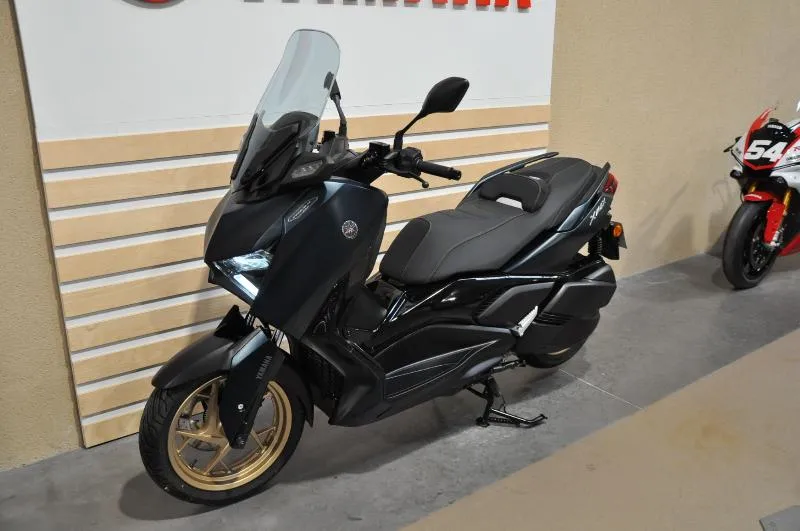 XMAX 300 Tech Max