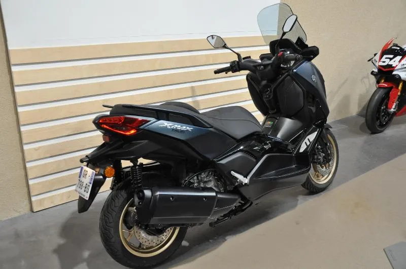 XMAX 300 Tech Max