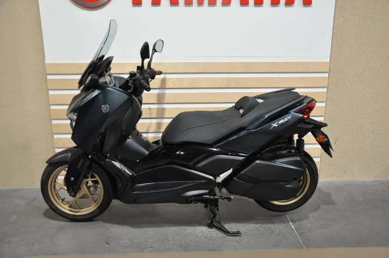XMAX 300 Tech Max