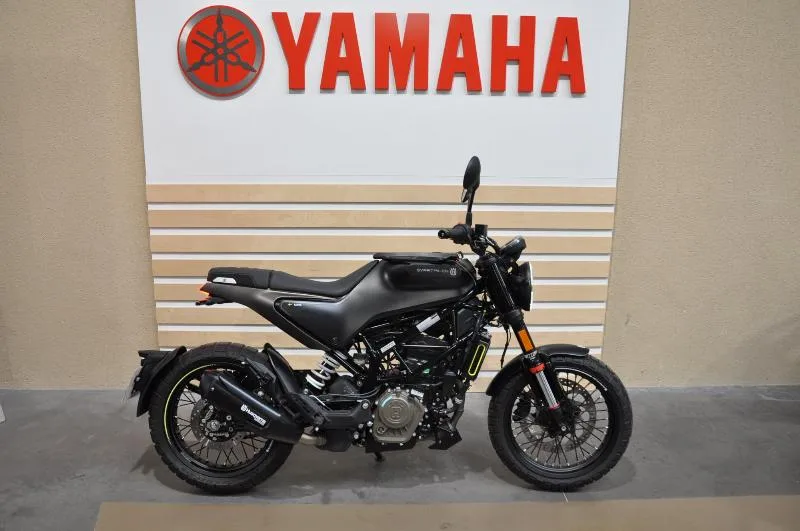 SVARTPILEN 125 ABS