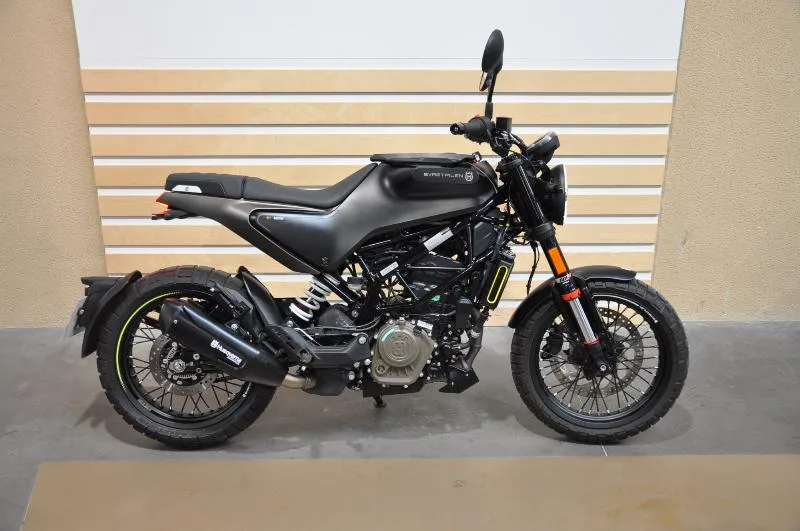 SVARTPILEN 125 ABS