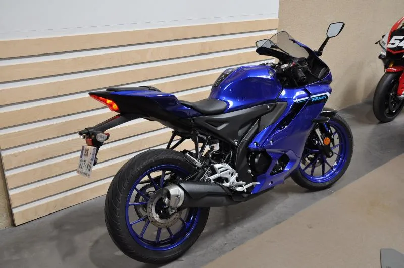 YZFR 125