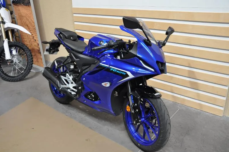 YZFR 125