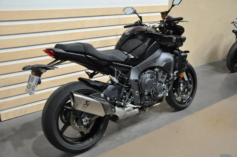 MT10