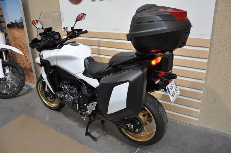 TRACER 9 GT