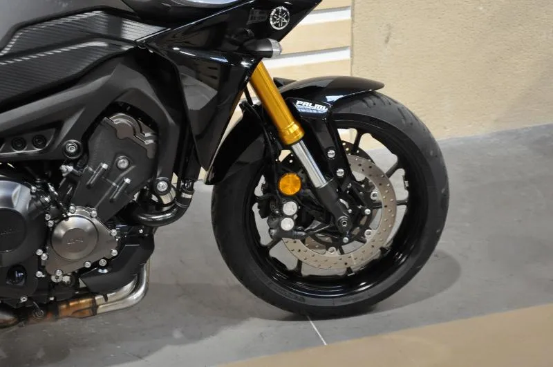 TRACER 900