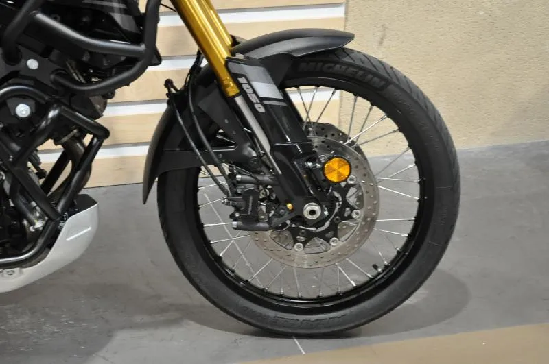 DL VSTROM 1050DE