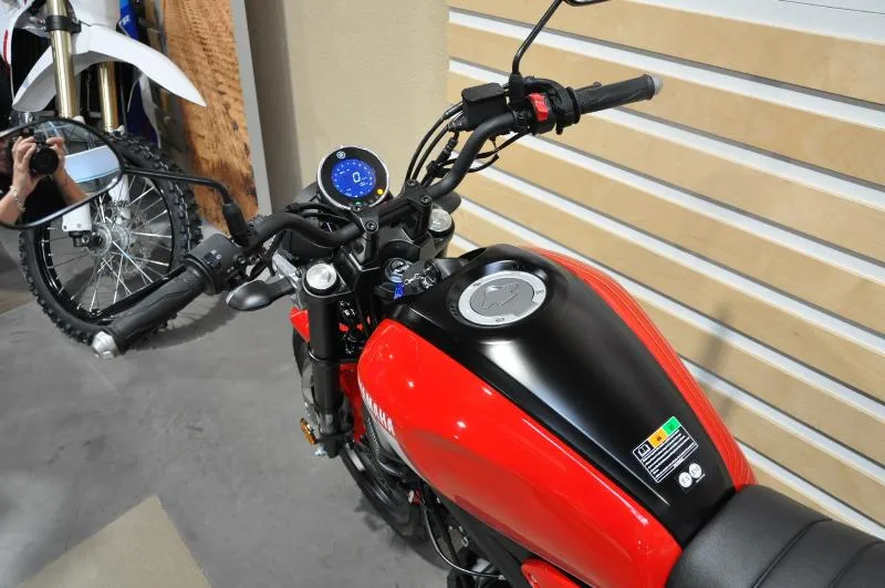 XSR 125