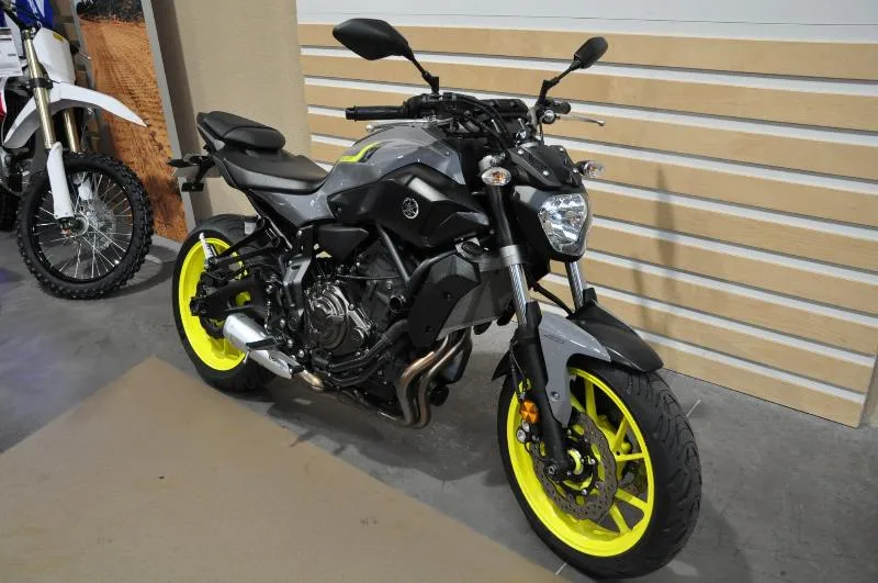 MT07 