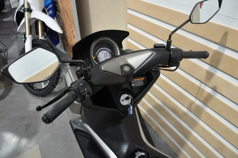 NMAX 125