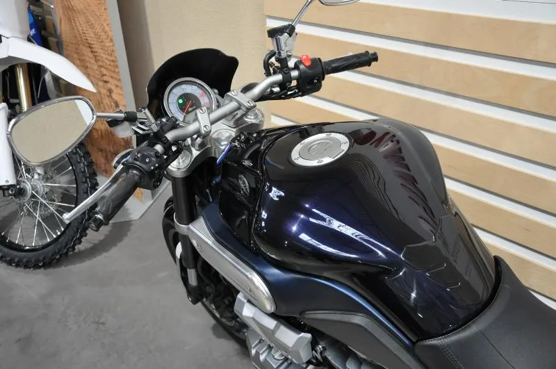 MT01