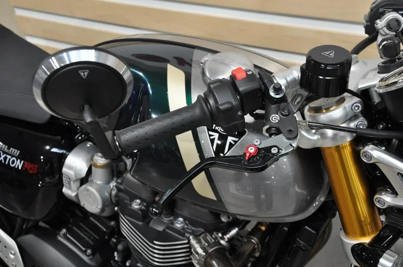 THRUXTON 1200 RS