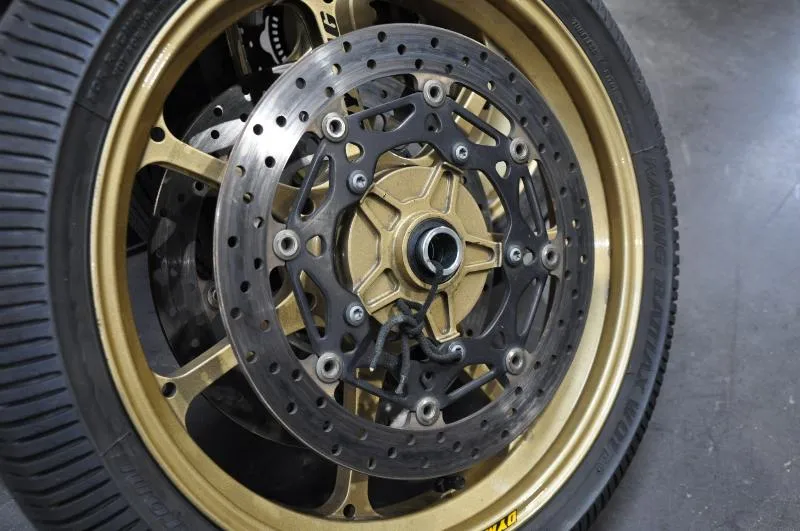 YZF R1 RACE