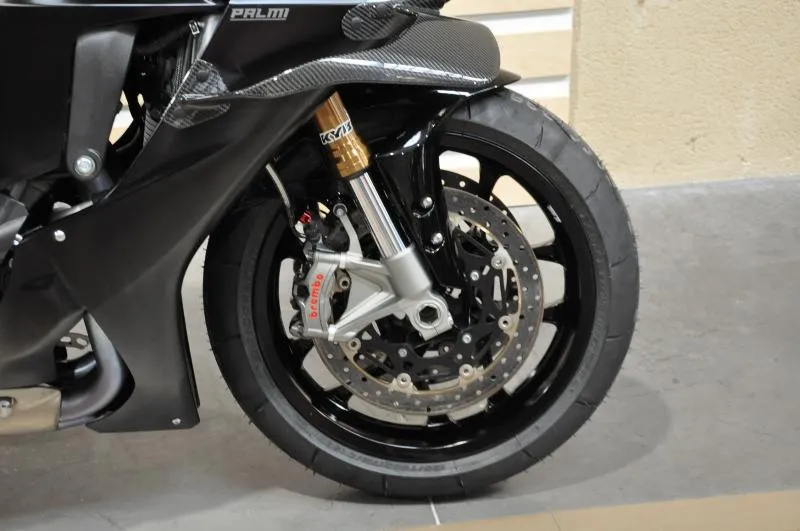 YZF R1 RACE