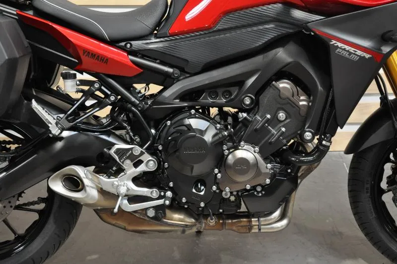 TRACER 900