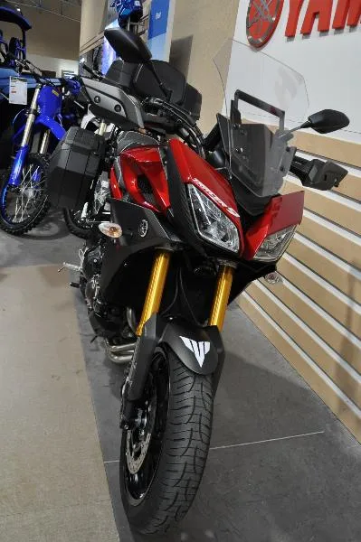 TRACER 900