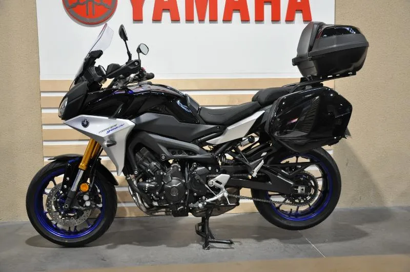 TRACER 900 GT
