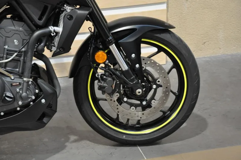 MT03