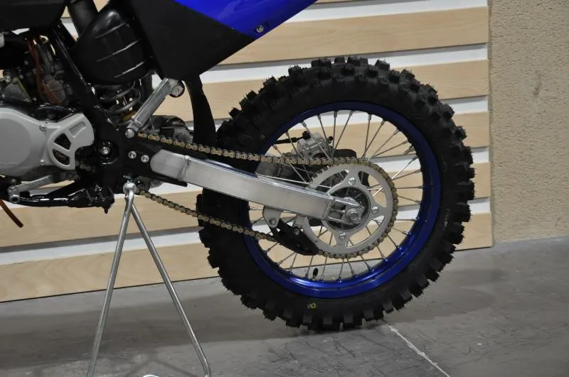 YZ85