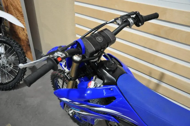 YZ85