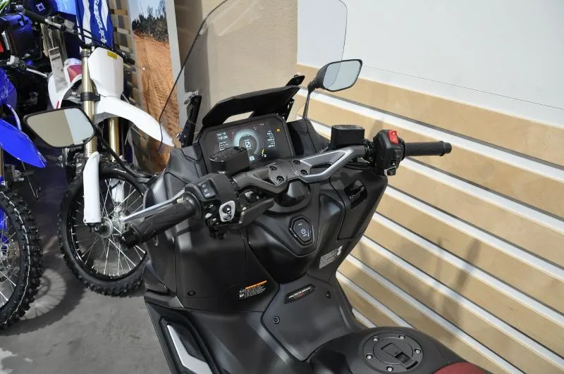 T Max 560 Black Max 25e Anniversaire