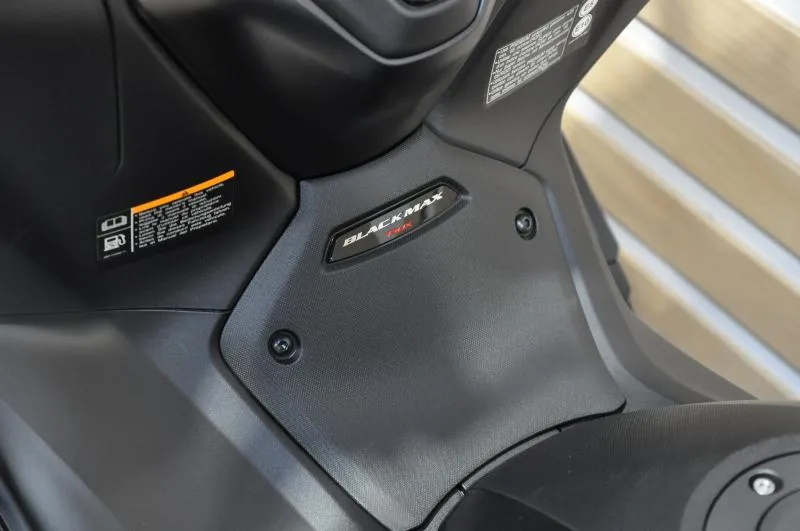 T Max 560 Black Max 25e Anniversaire
