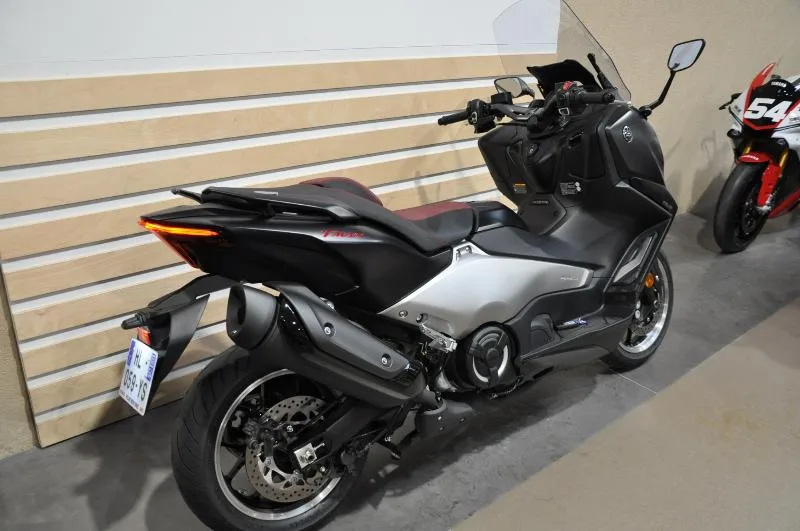 T Max 560 Black Max 25e Anniversaire
