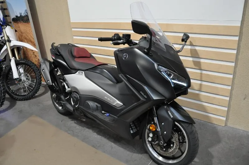 T Max 560 Black Max 25e Anniversaire