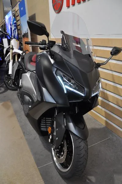 T Max 560 Black Max 25e Anniversaire