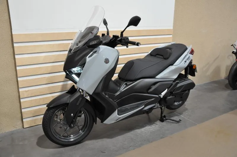 XMAX 125 TECH MAX