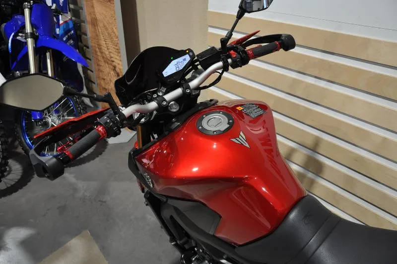 MT09