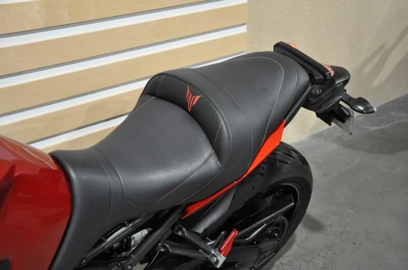 MT09