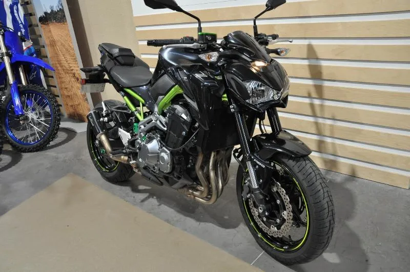 Z 900