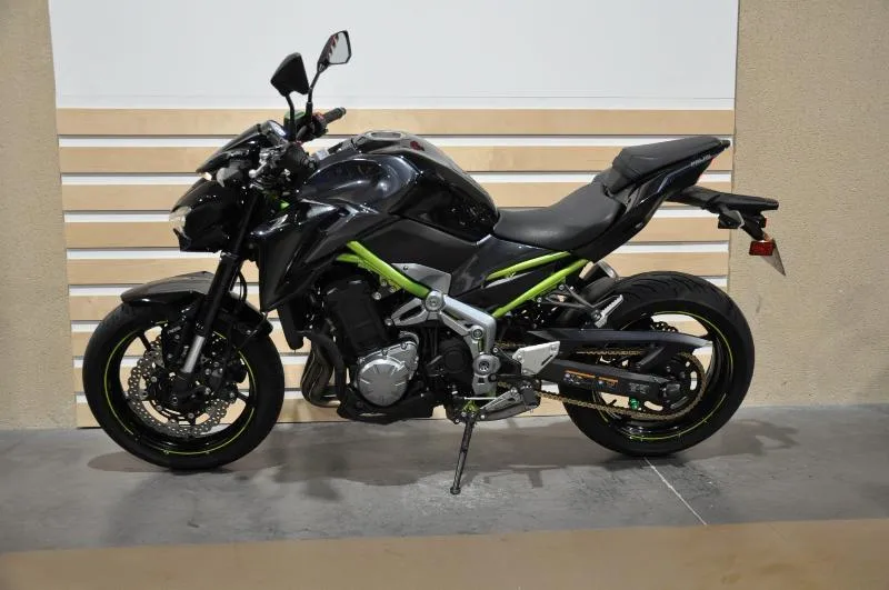 Z 900
