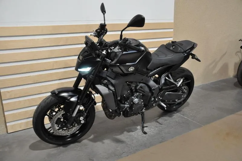 MT09  YAMT