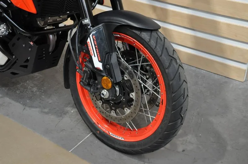 DL VSTROM 1050XT