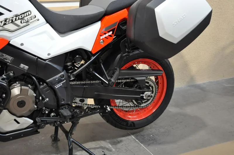 DL VSTROM 1050XT