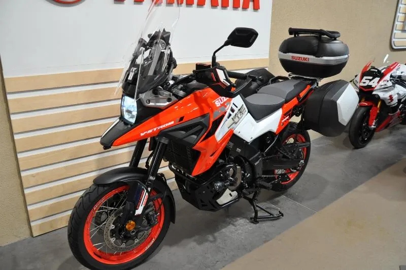 DL VSTROM 1050XT