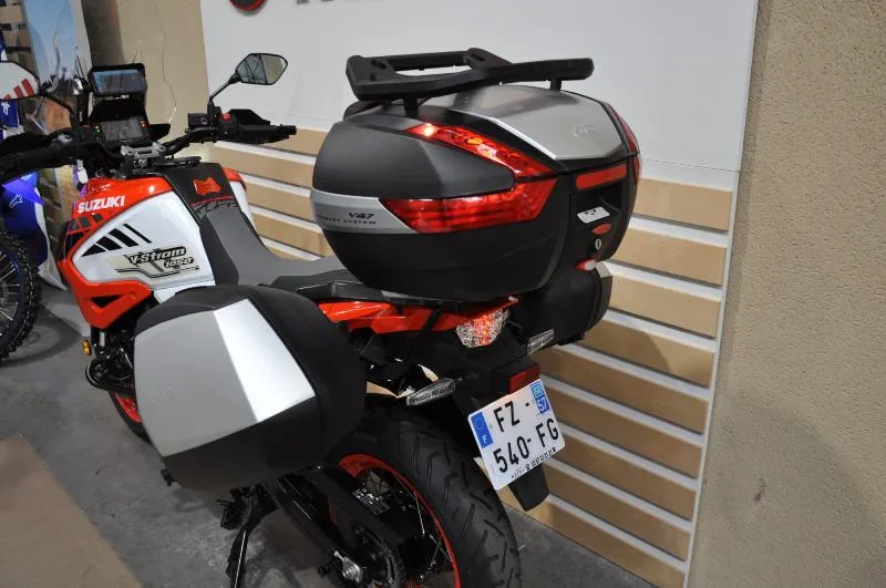 DL VSTROM 1050XT