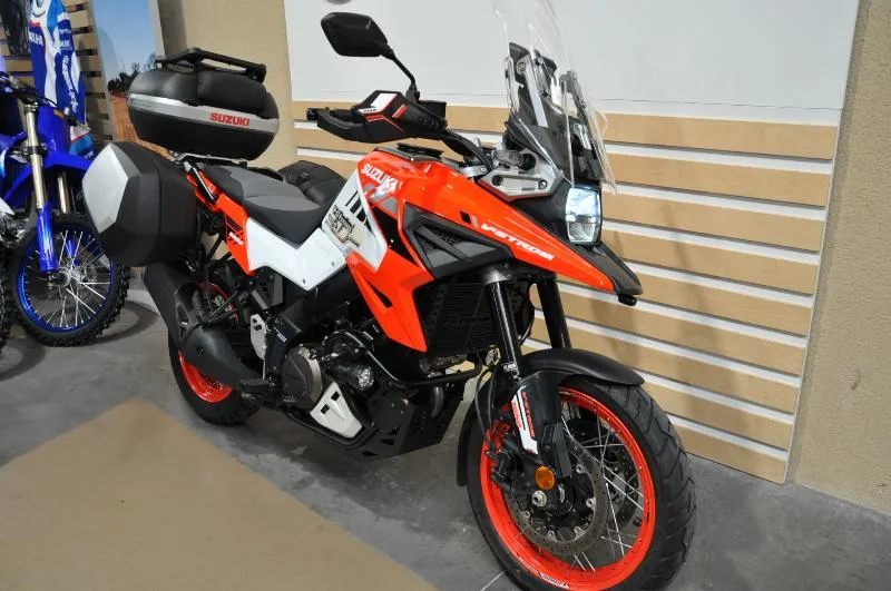DL VSTROM 1050XT