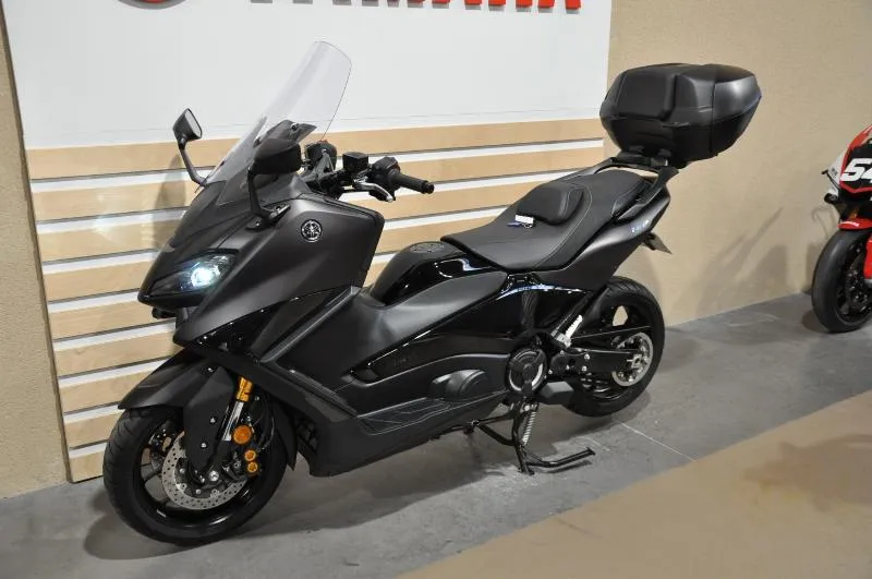 XP TMAX 560 TECH MAX