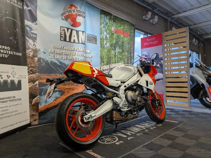 XSR 900 GP