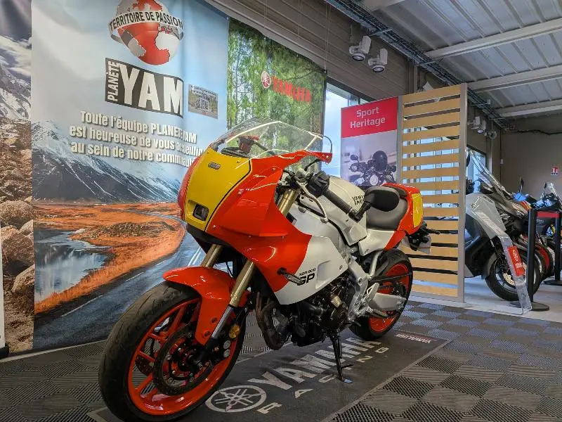 XSR 900 GP