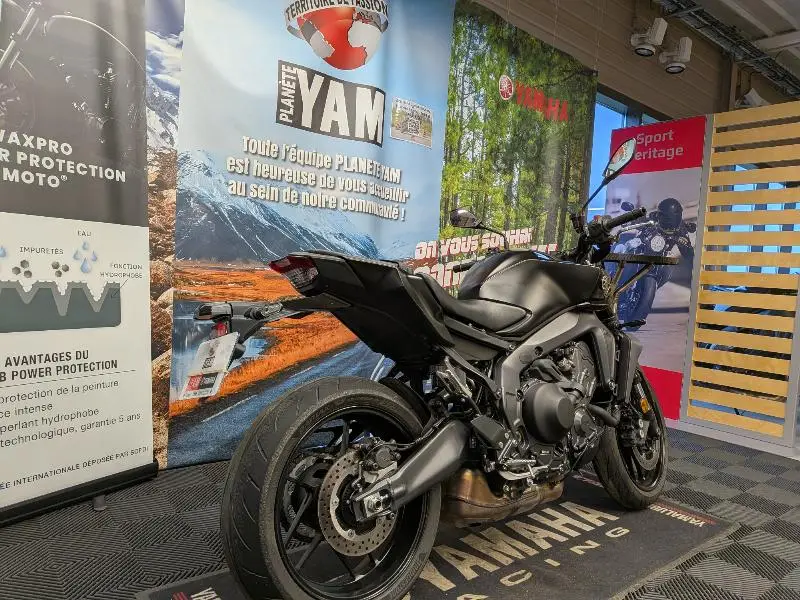 MT09  YAMT