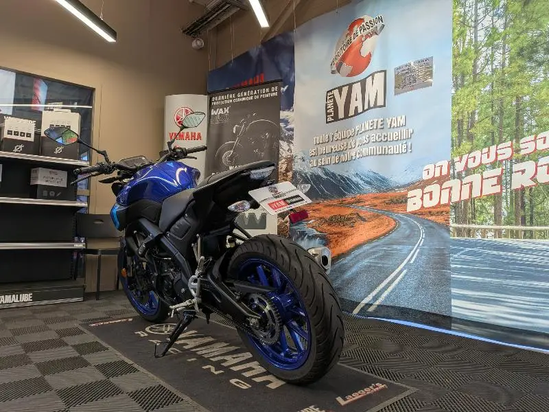 MT125 ABS