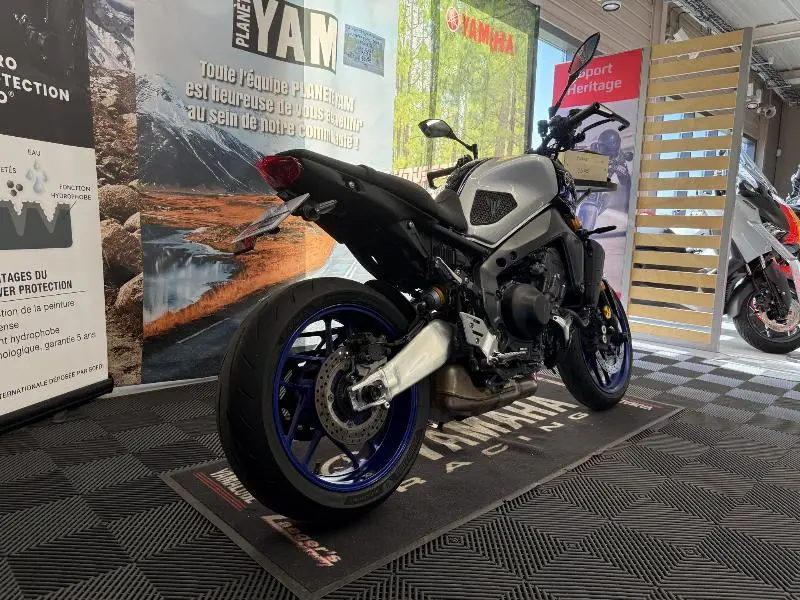 MT09 SP